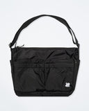 UNDEFEATED SP26 DOUBLE POCKET SHOULDER BAG - BLACK