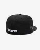 UNDEFEATED HO25 X NEW ERA ALL OVER FITTED - BLACK