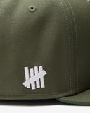 UNDEFEATED X NE X DODGERS STACKED LOGO FITTED - OLIVE