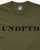 UNDEFEATED HO25 STENCIL S/S TEE - OLIVE
