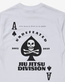 SU26 UNDEFEATED SPADE S/S TEE