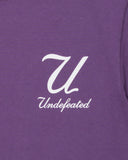 SU26 UNDEFEATED SCRIPT S/S TEE - PURPLE