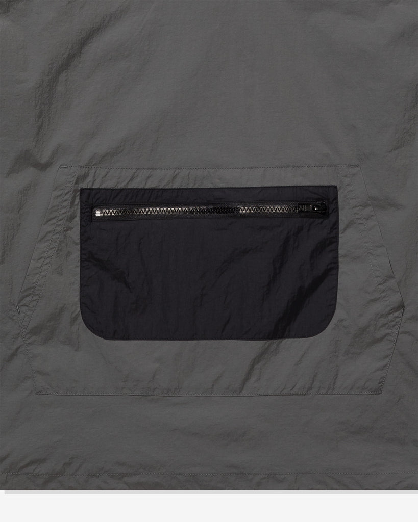 UNDEFEATED LOGO ANORAK BLACK