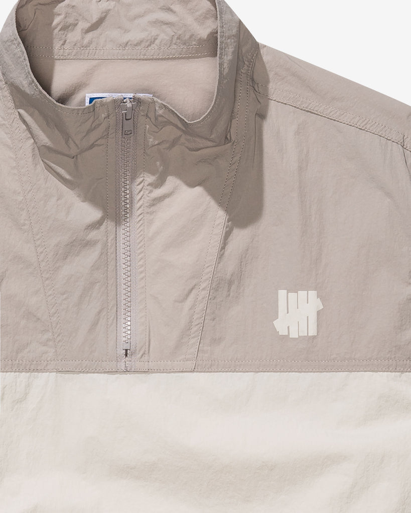 UNDEFEATED LOGO ANORAK KHAKI