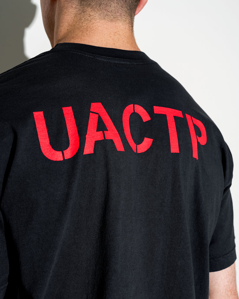 UACTP X GARDAR EIDE EINARSSON STENCIL S/S TEE BLACK