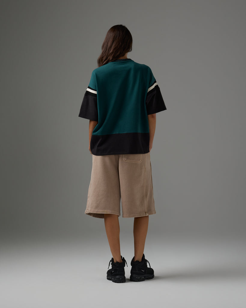 UNDEFEATED SU26 PANELED S/S TEE - BLACK