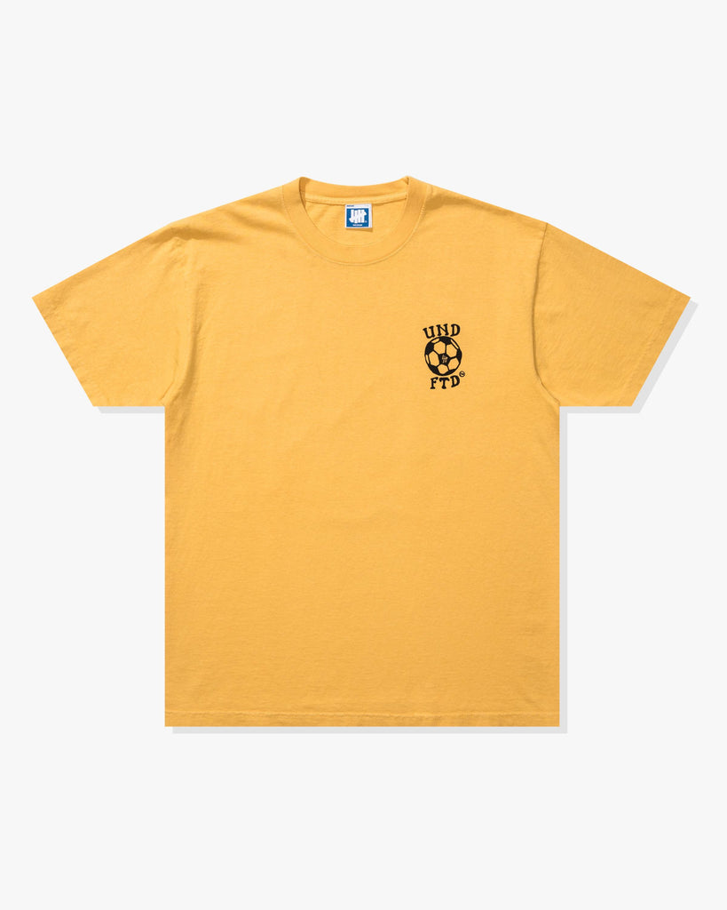 UNDEFEATED SP25 FUTBOL S/S TEE