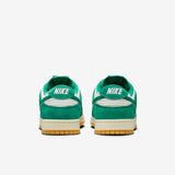 NIKE DUNK LOW SE - HQ1519-030