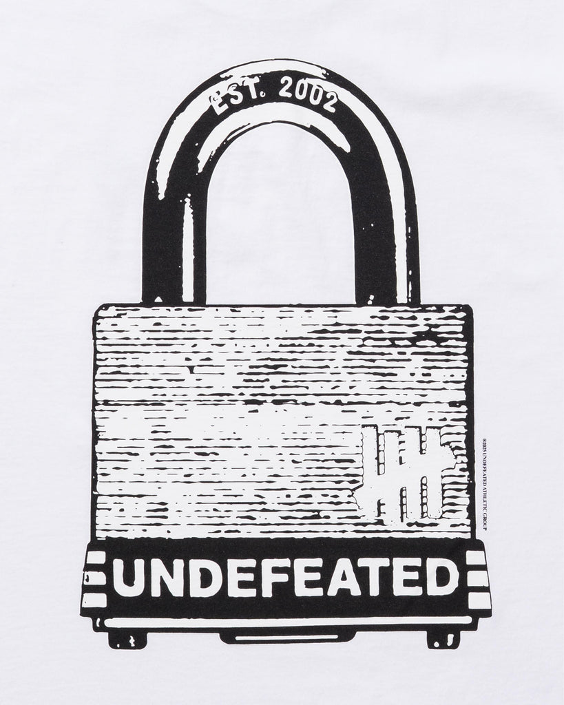 UNDEFEATED SU25 LOCK S/S TEE