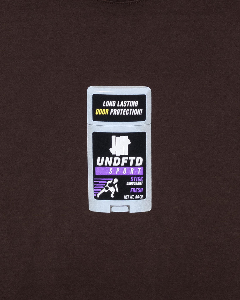 UNDEFEATED HO24 DEODORANT S/S TEE