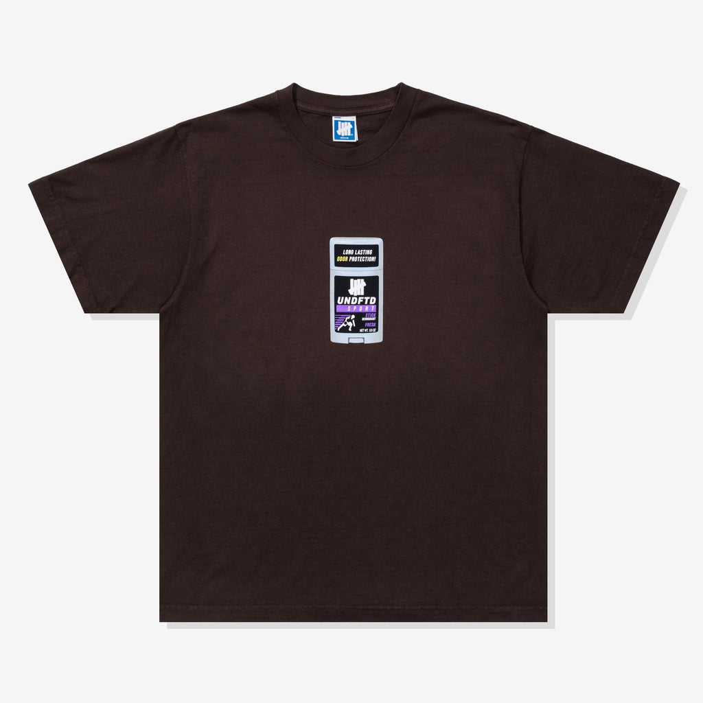 UNDEFEATED HO24 DEODORANT S/S TEE
