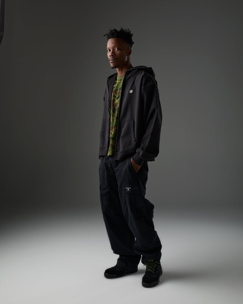UNDEFEATED SP26 ICON ZIP HOOD - BLACK