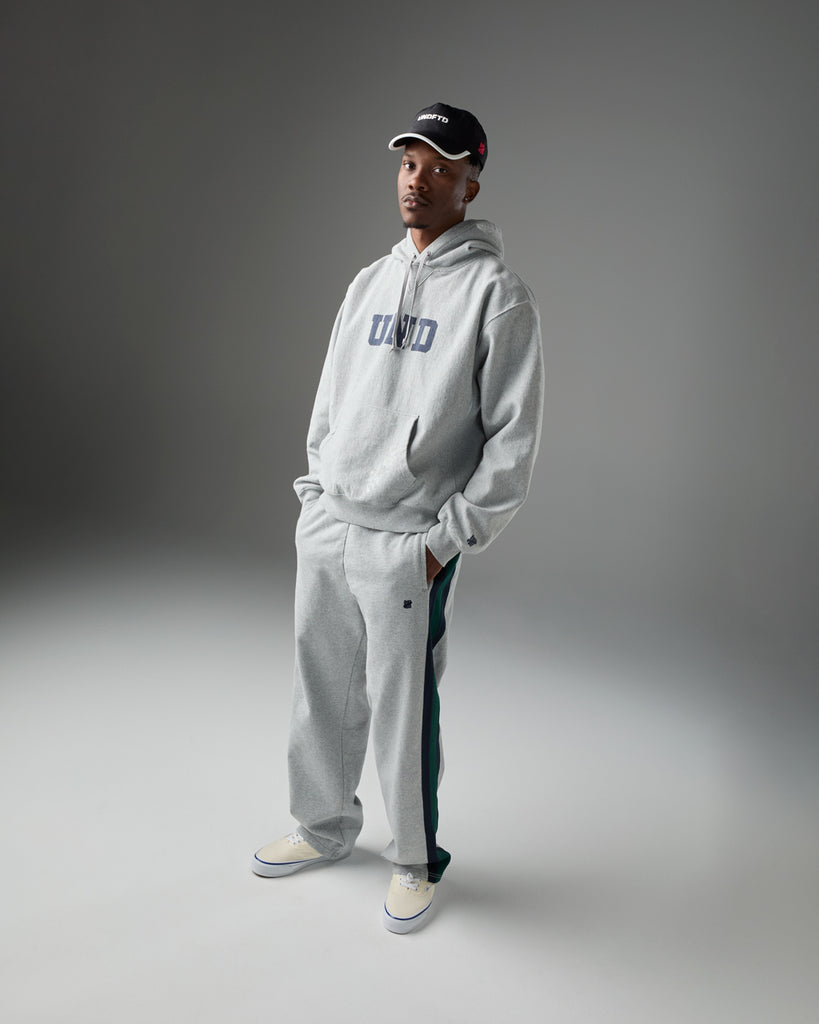 UNDEFEATED SP26 STRIPE PANT - HEATHER GREY
