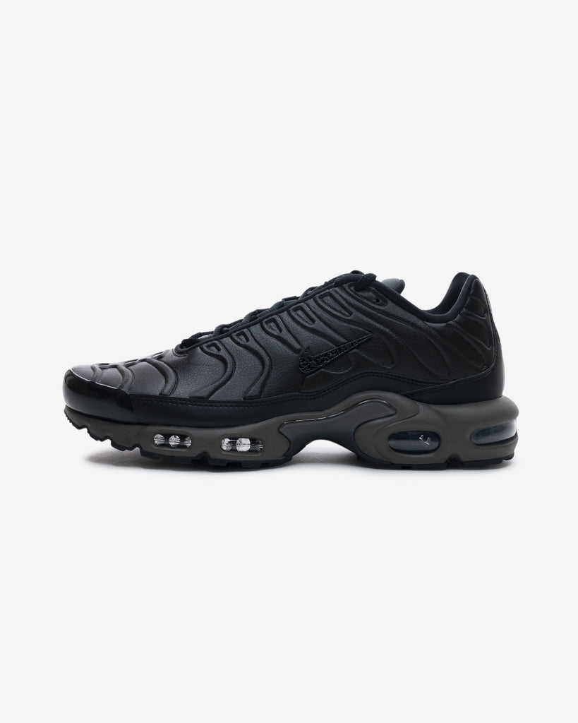 NIKE AIR MAX PLUS PRM QS OLY BLACK