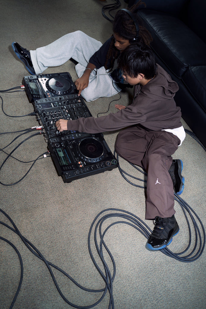 AIR JORDAN 11 RETRO-GAMMA