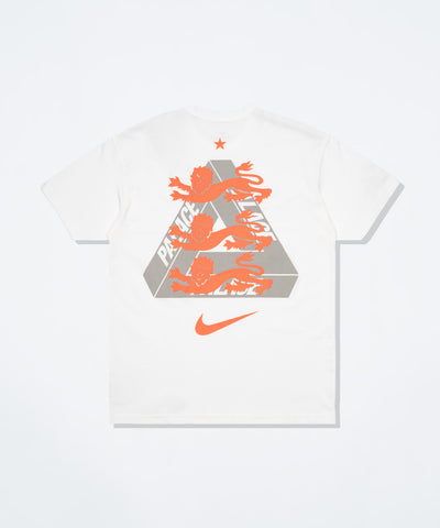 NIKE X ENGLAND X PALACE TEE