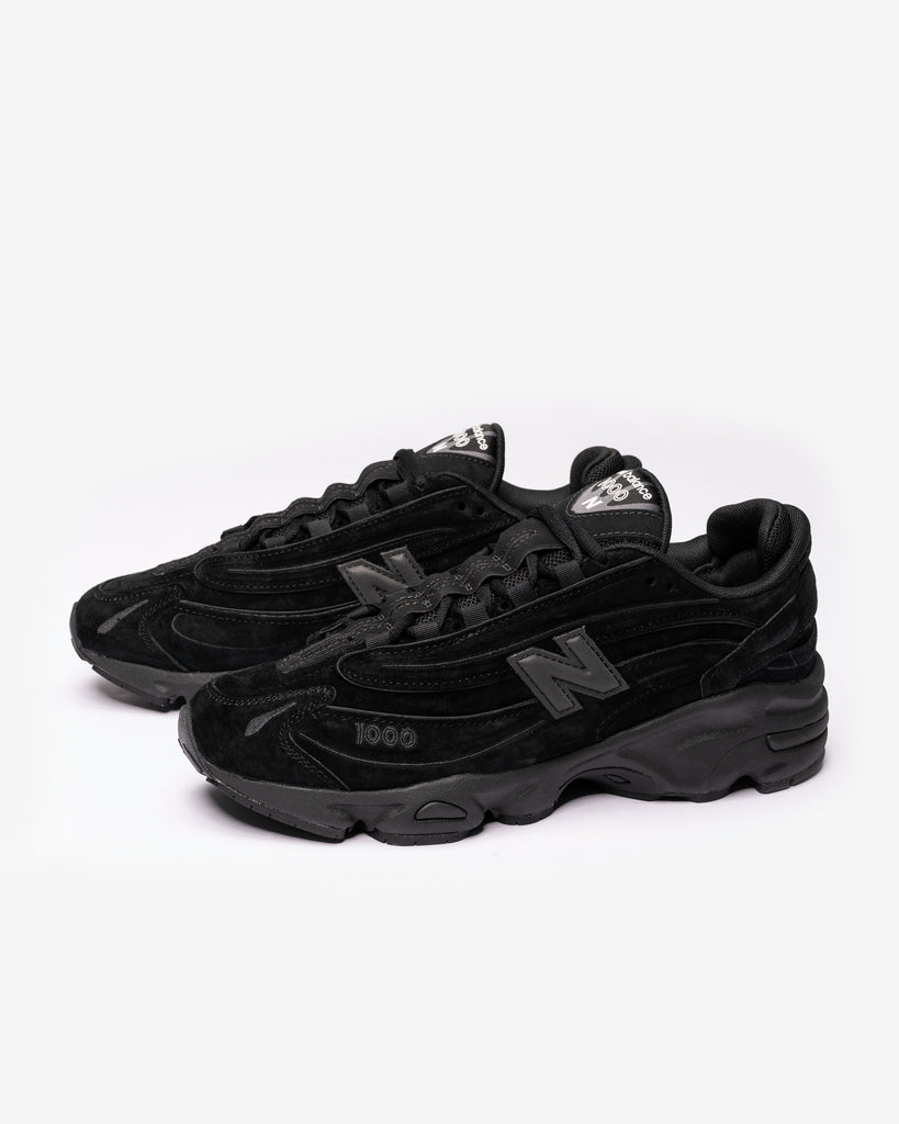 NEW BALANCE 1000 - BLACK