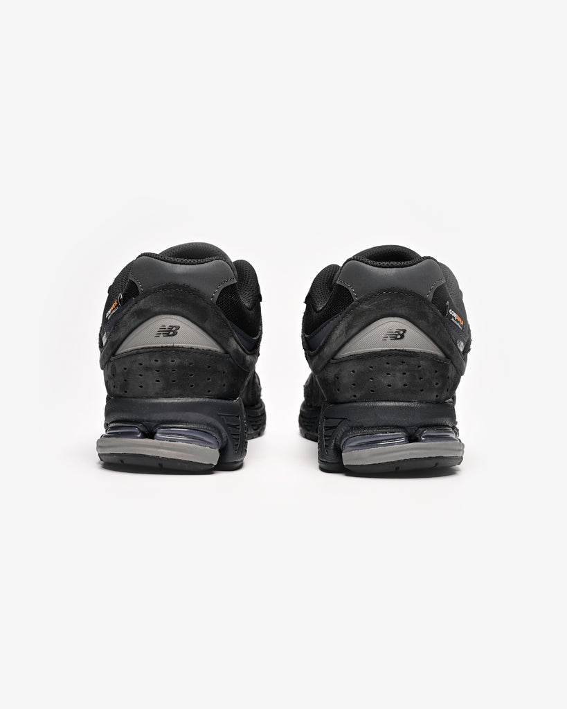 NEW BALANCE 2002R CORDURA - BLACKPHANTOM