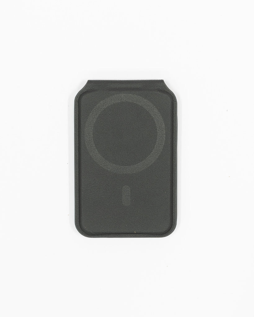 UNDEFEATED VEGAN LEATHER MAGSAFE WALLET - BLACK