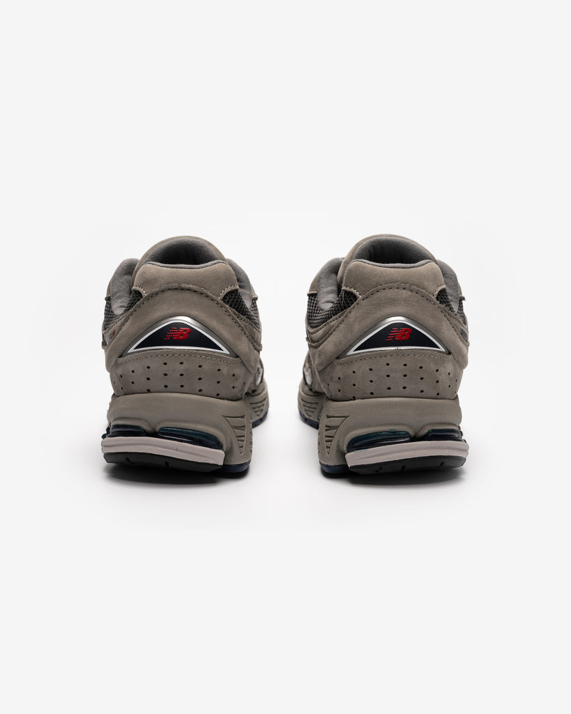 NEW BALANCE 2002R - CASTLEROCK NATURAL INDIGO