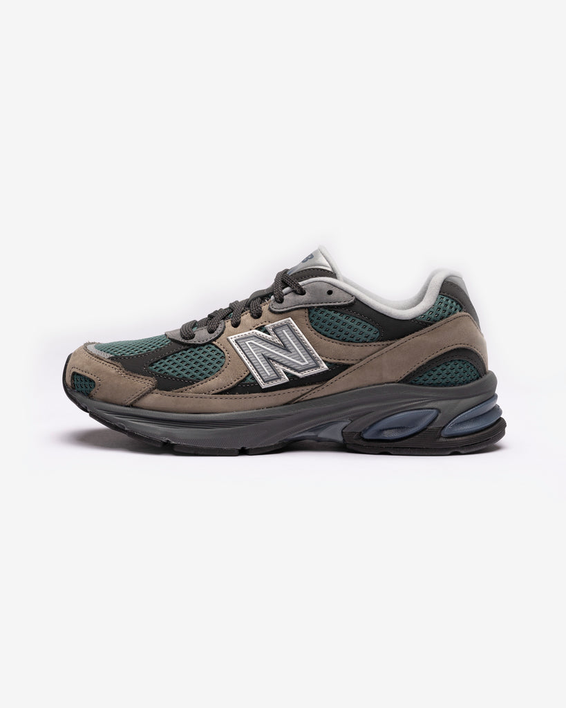 NEW BALANCE 2010 - VINTAGE BROWN