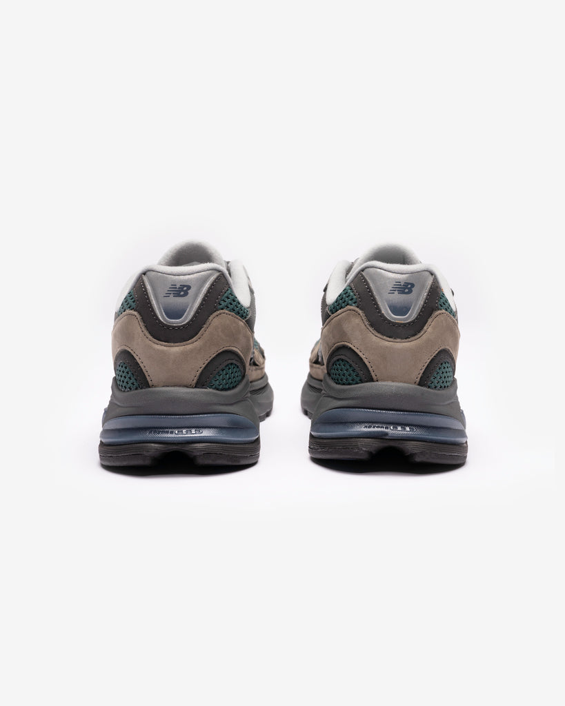 NEW BALANCE 2010 - VINTAGE BROWN