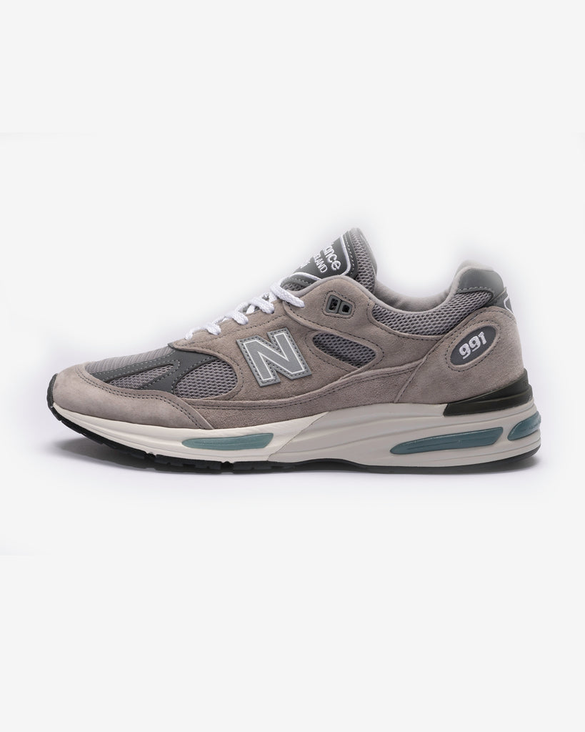 NEW BALANCE 'MADE IN UK' 991v2 - DOVE/ALLOY