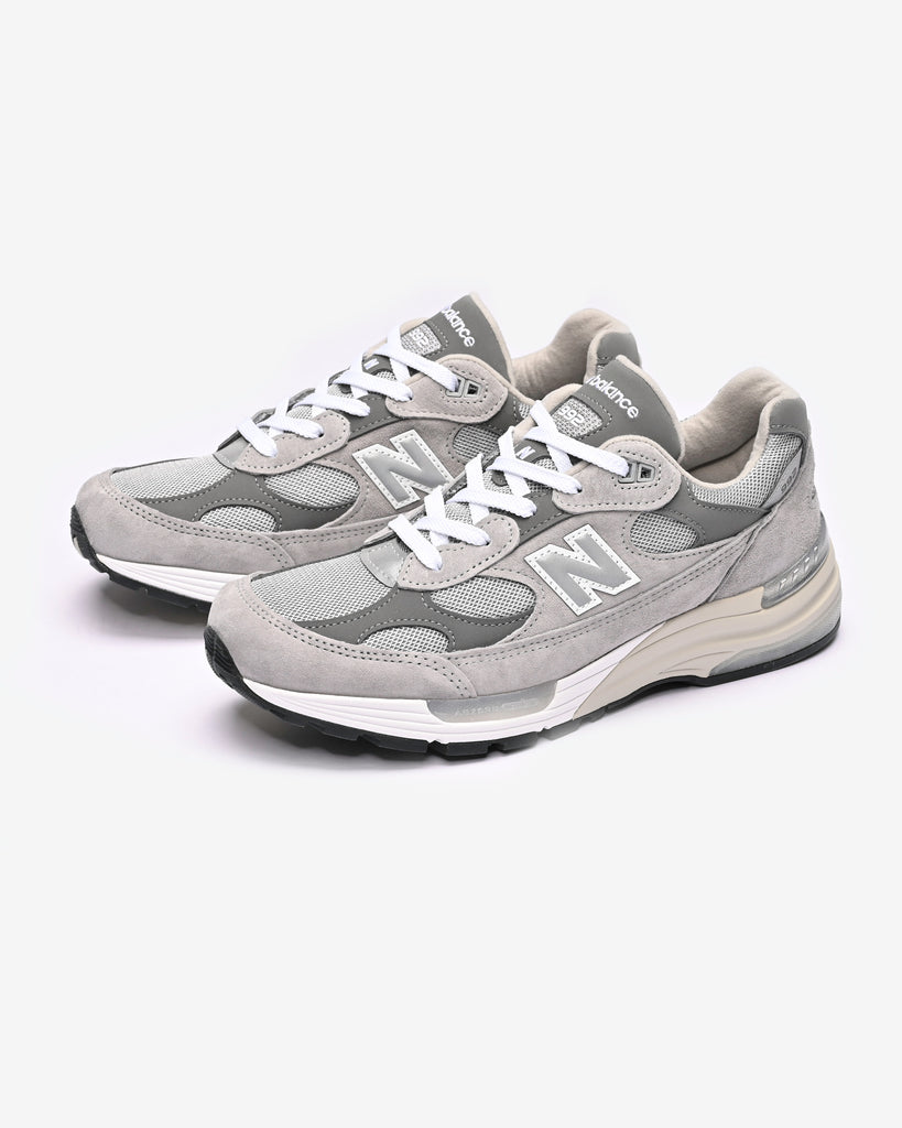 NEW BALANCE 'MADE IN USA' 992 - GREY SILVER METALLIC