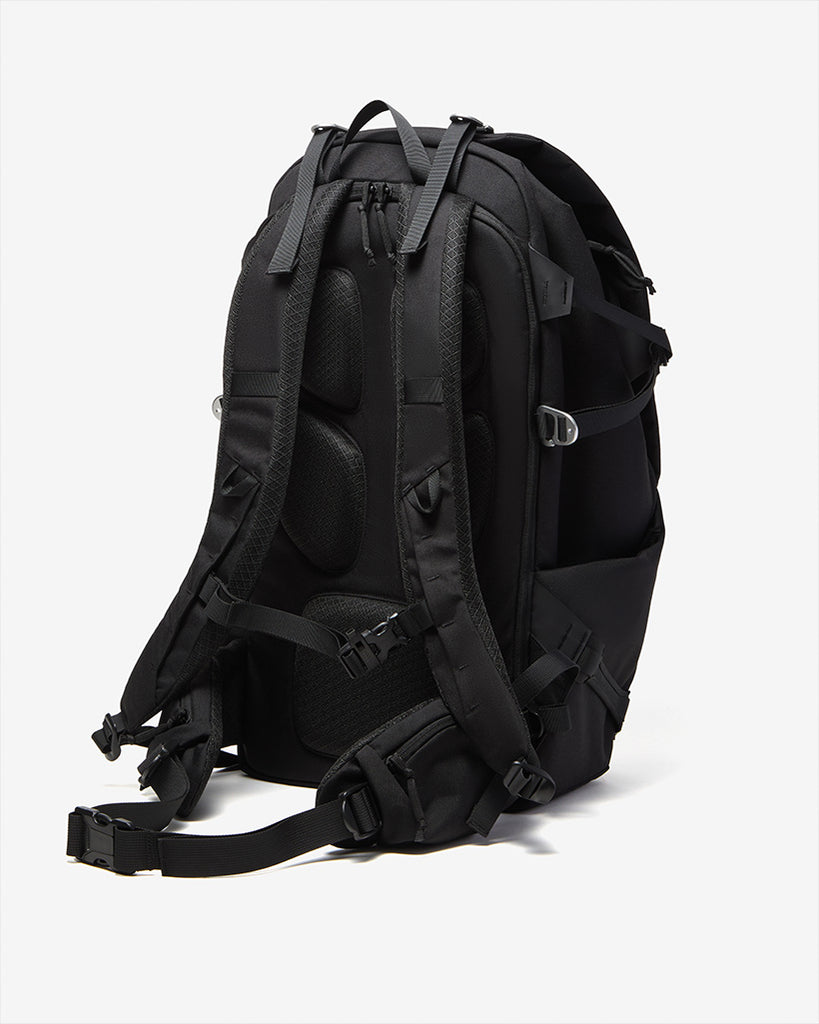 UNDEFEATED HO25 TOUR BACKPACK 30L - BLACK