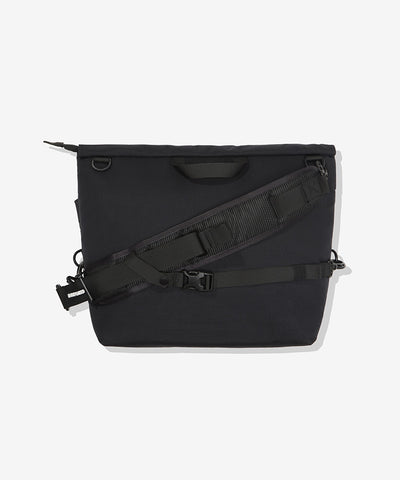 UNDEFEATED HO25 FLDLOCK MESSENGER BAG - BLACK