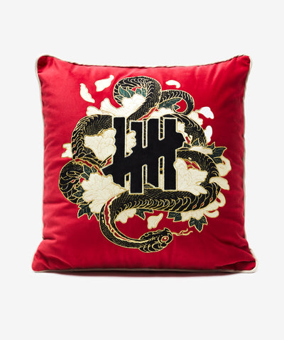 UNDEFEATED CNY25 PILLOW RED