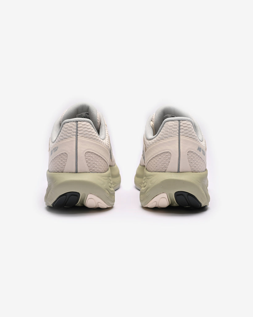 NEW BALANCE FRESH FOAM TRAINER - LINEN