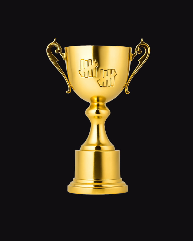 UNDEFEATED X SNEAKERLAH - TROPHY TEE - BLACK