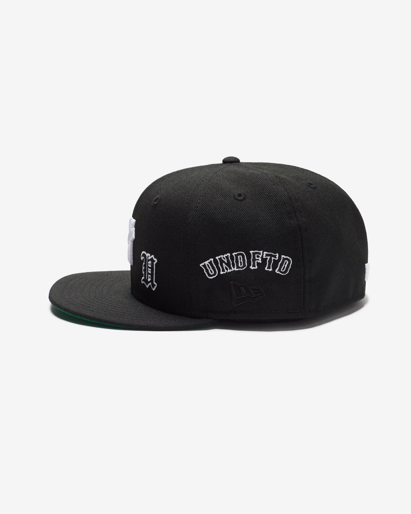 UNDEFEATED HO25 X NEW ERA ALL OVER FITTED - BLACK