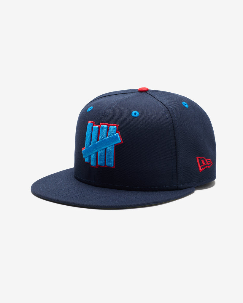 FA26 UNDEFEATED X NE ICON HAPPY FITTED - NAVY