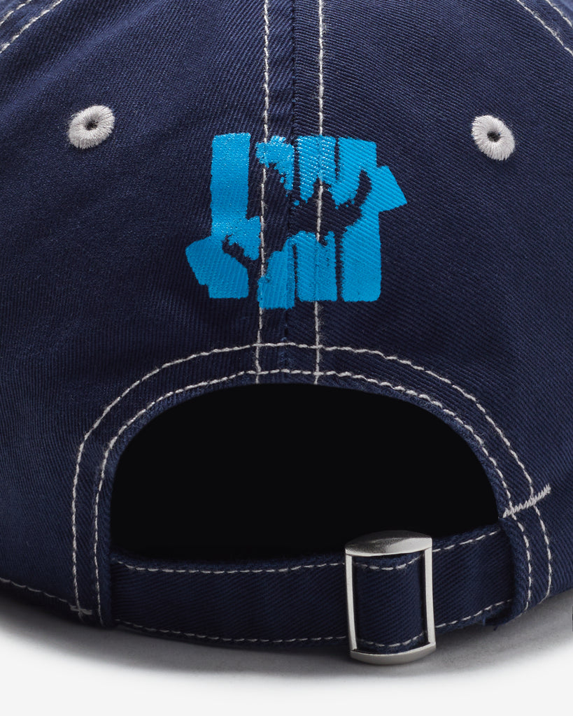 UNDEFEATED DISTRESSED STRAPBACK - NAVY