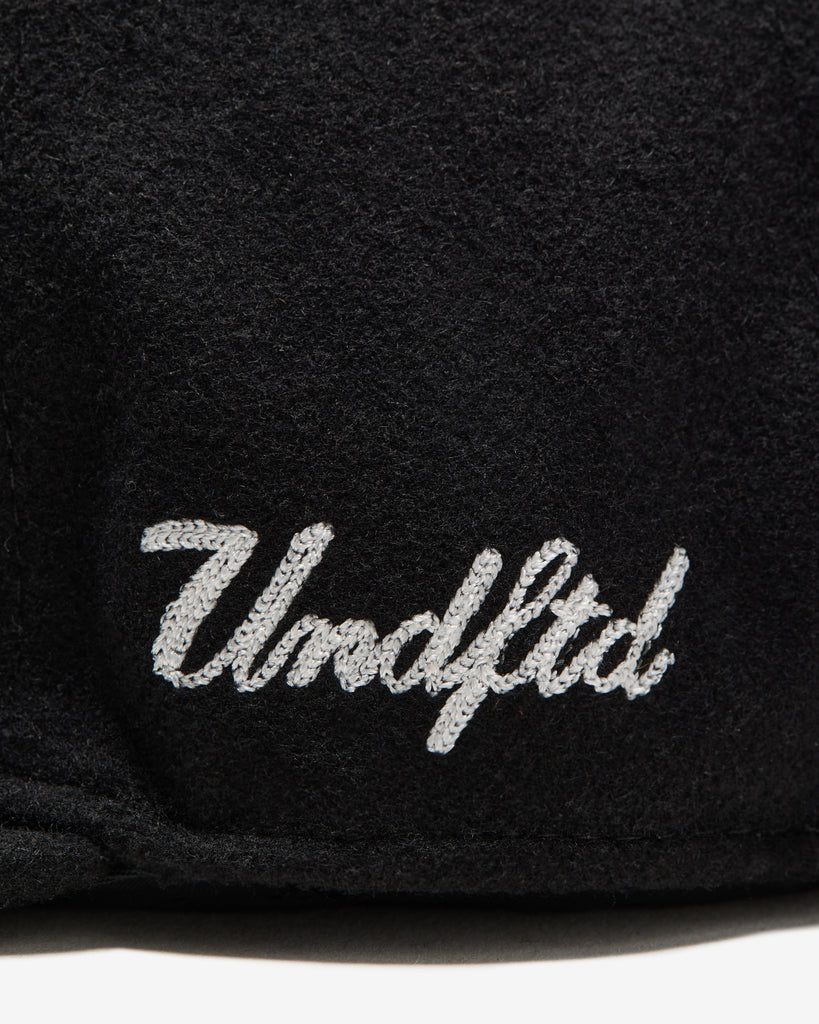 FA26 UNDEFEATED ICON MELTON STRAPBACK - BLACK