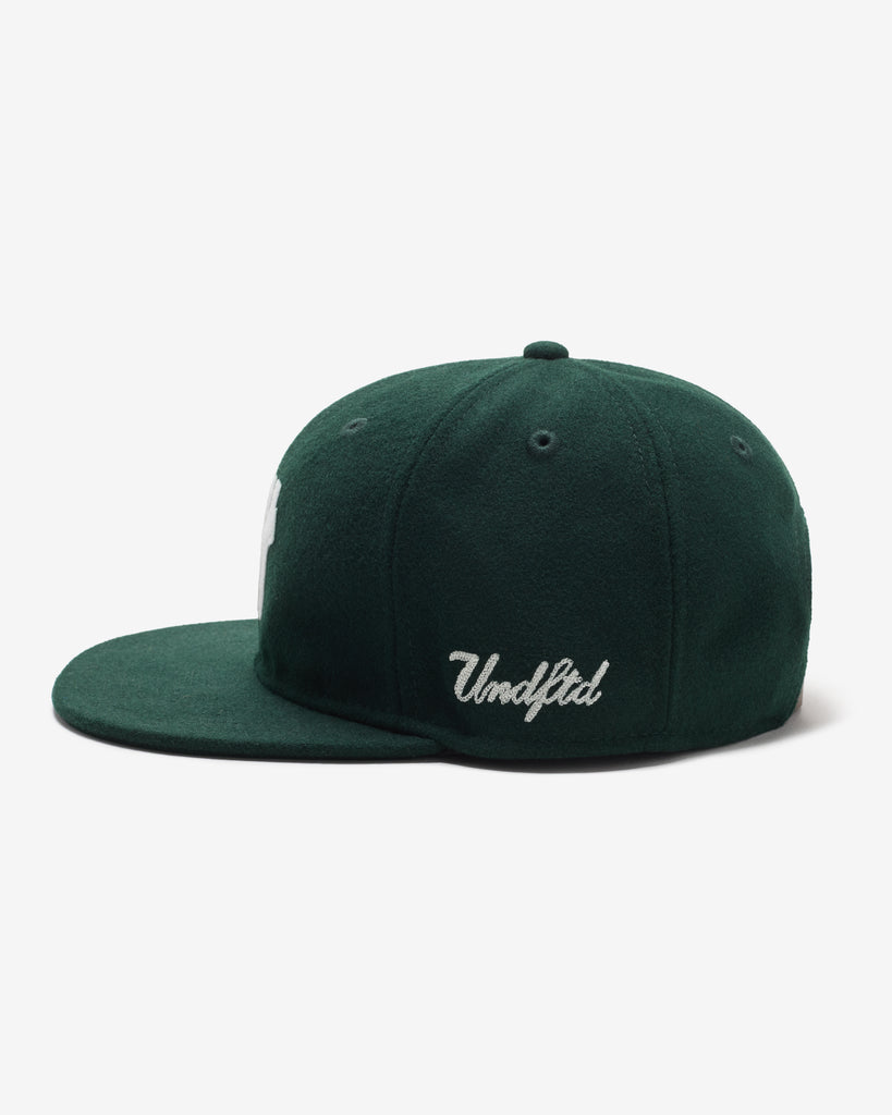 FA26 UNDEFEATED ICON MELTON STRAPBACK - GREEN