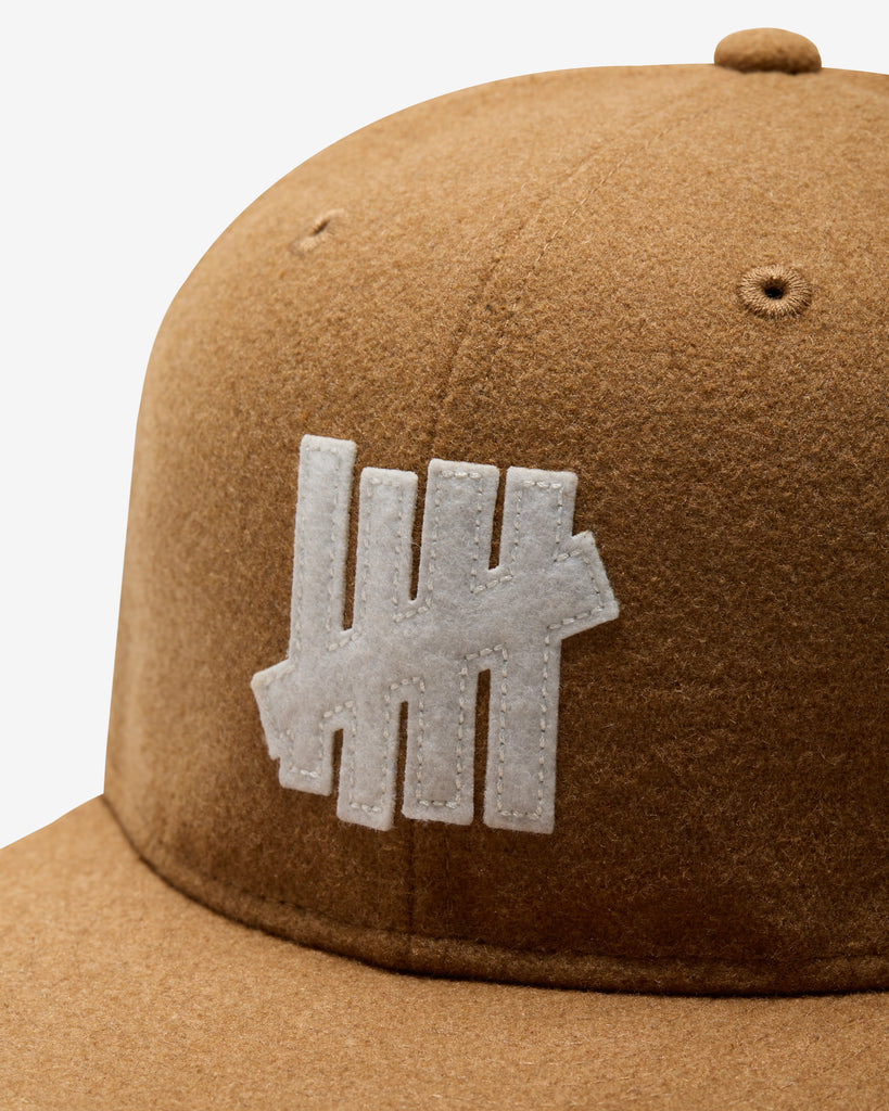 FA26 UNDEFEATED ICON MELTON STRAPBACK - TAN