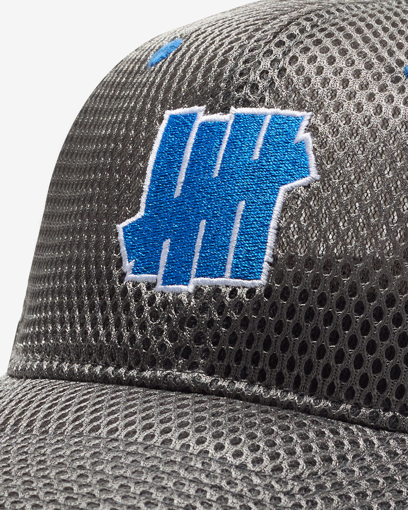 UNDEFEATED ICON MESH SNAPBACK - LIGHT GREY