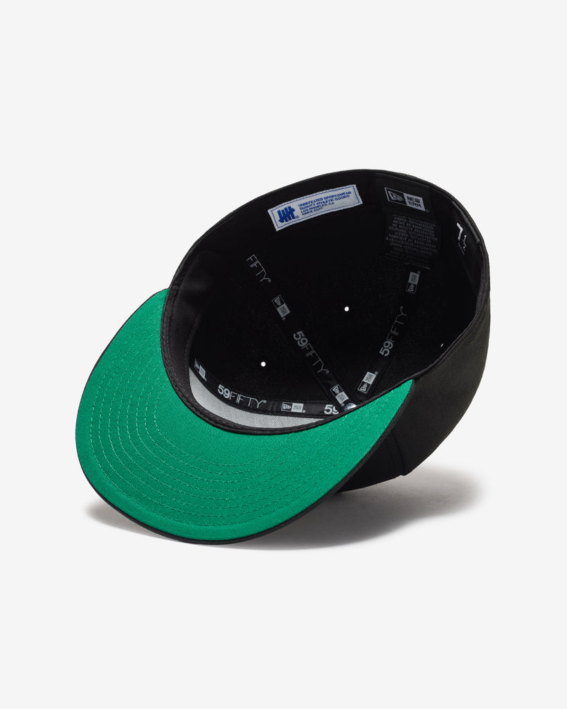 UNDEFEATED SP26 X NE BASEBALL FITTED - BLACK