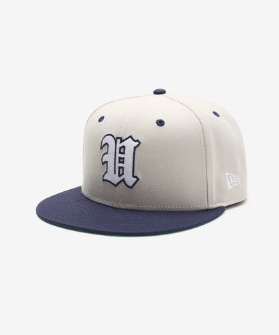 UNDEFEATED SP26 X NE BASEBALL FITTED - GREY
