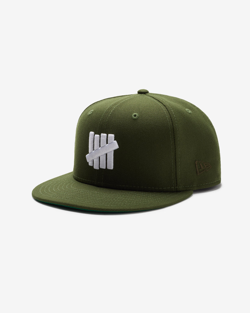 UNDEFEATED CLASSIC ICON FITTED - OLIVE
