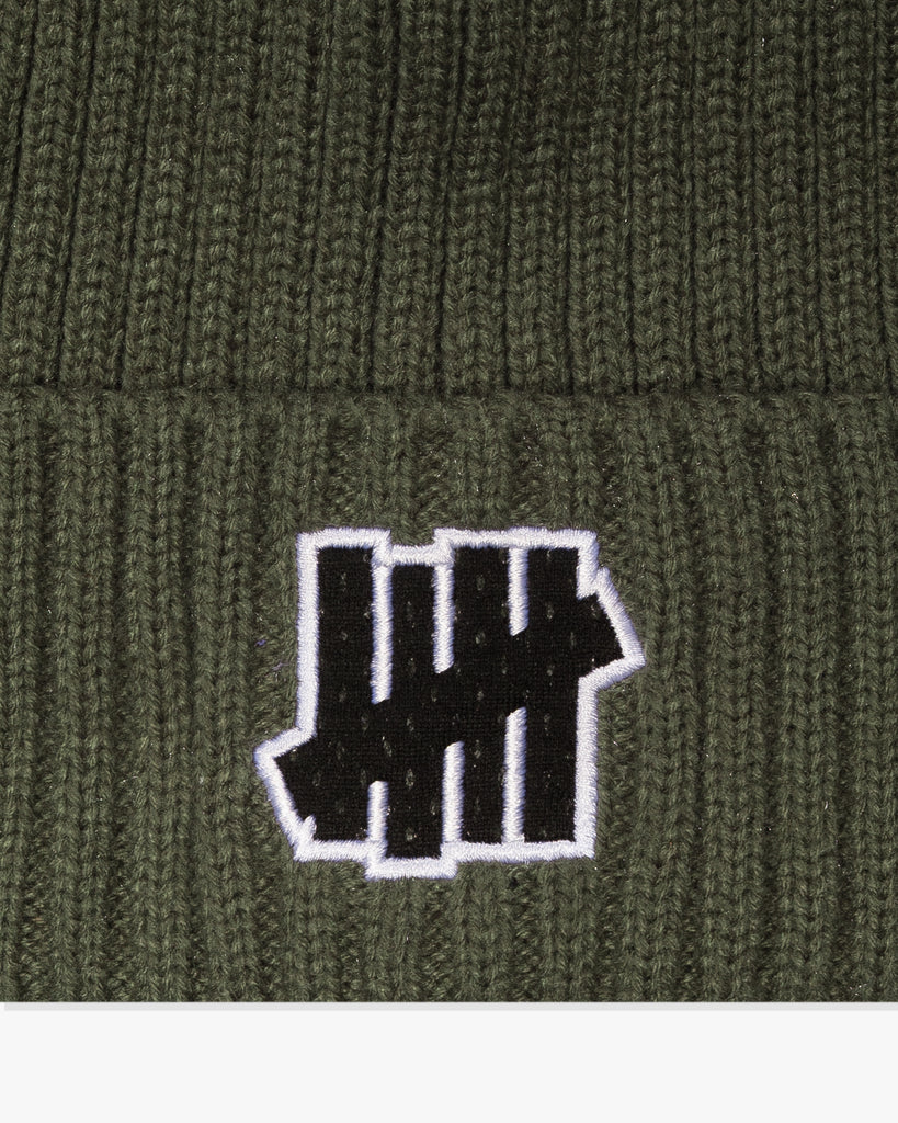 UNDEFEATED SP26 X NE ICON BEANIE - OLIVE