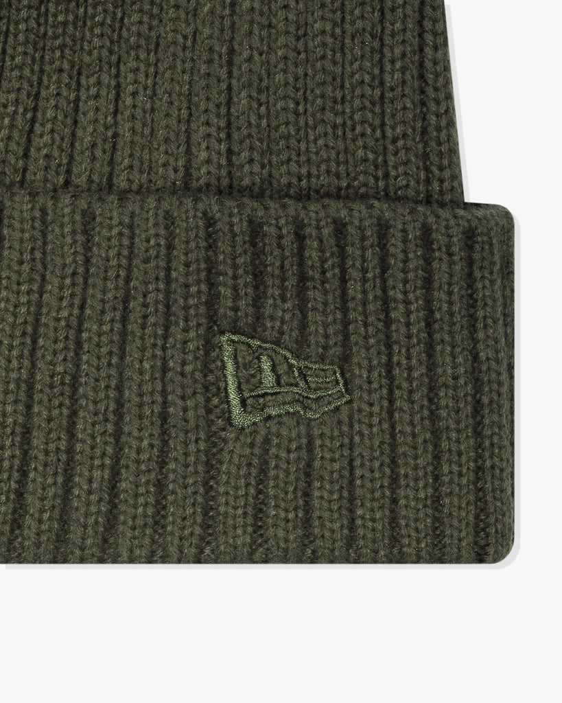 UNDEFEATED SP26 X NE ICON BEANIE - OLIVE