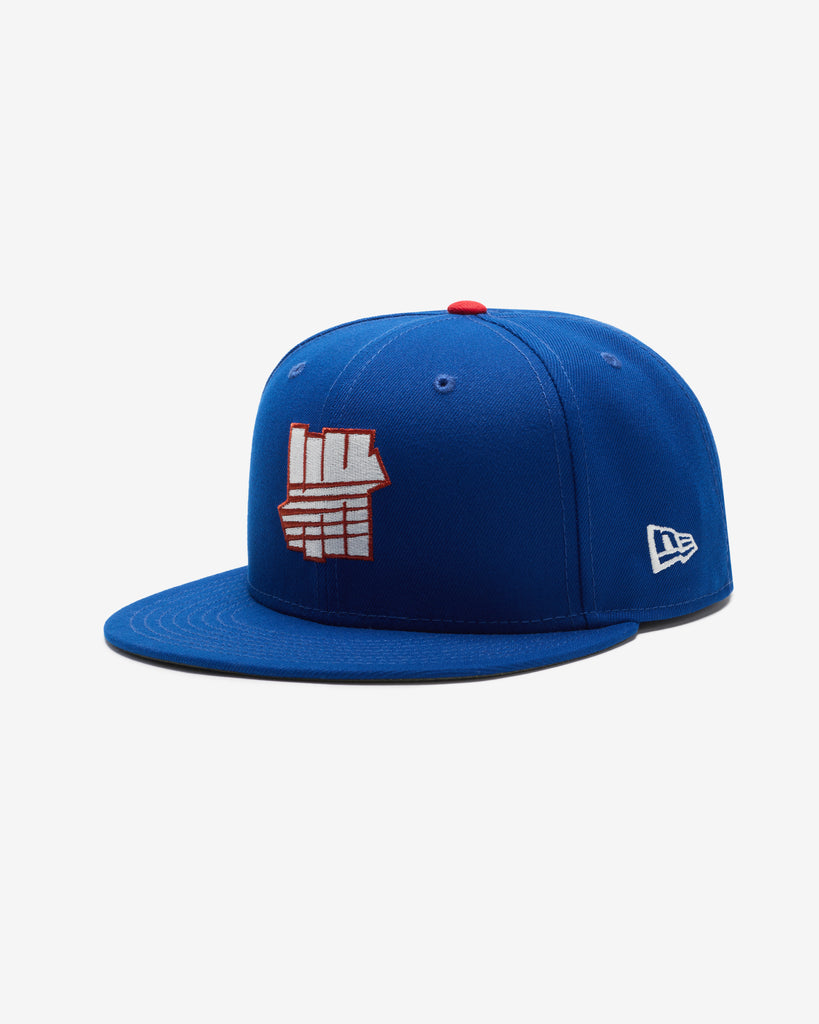 UNDEFEATED SU26 X NE ICON CREST FITTED - BLUE