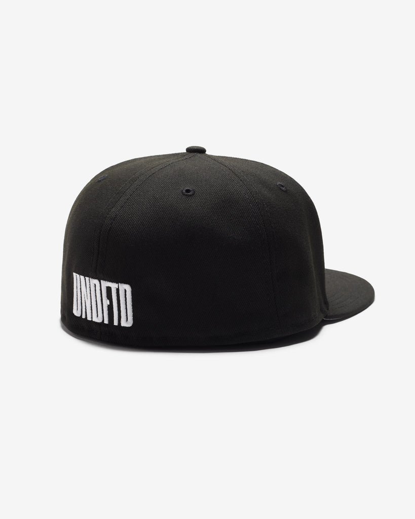 UNDEFEATED X NE ICON FITTED BLACK