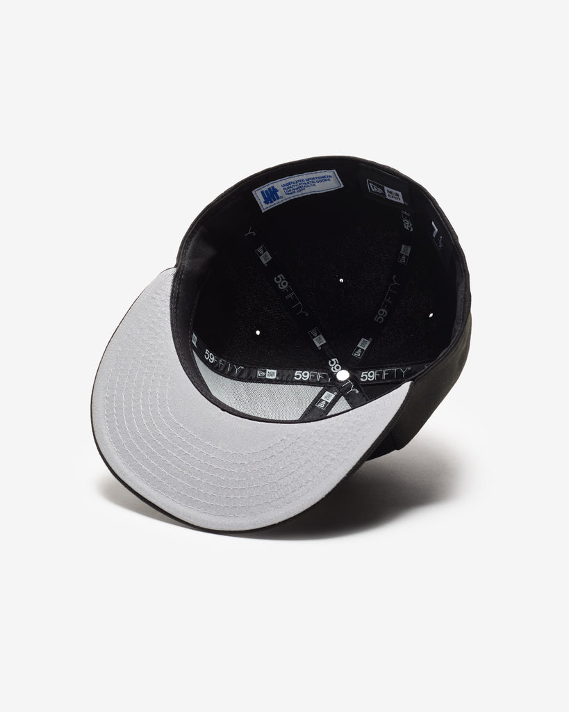 UNDEFEATED X NE ICON FITTED BLACK