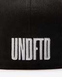 UNDEFEATED X NE ICON FITTED BLACK
