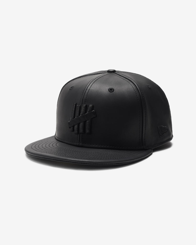 UNDEFEATED SP26 X NE LEATHER ICON FITTED - BLACK